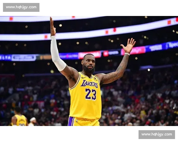 湖人热火首战火花四溅詹姆斯率队迎接总决赛新考验巅峰对决悬念拉满 湖人热火首战火花四溅詹姆斯率队迎接总决赛新考验巅峰对决悬念拉满